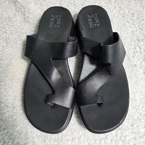 Naturalizer Cailan Sandals Black Toe Loop Wedge Platform Womens 10M Excellent